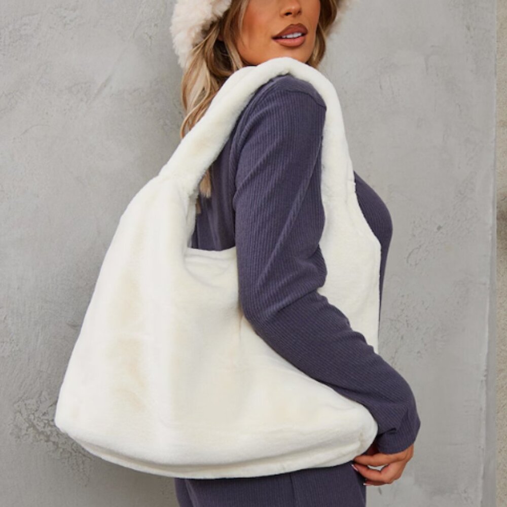PrettyLittleThing Cream Faux Fur Tote Bag